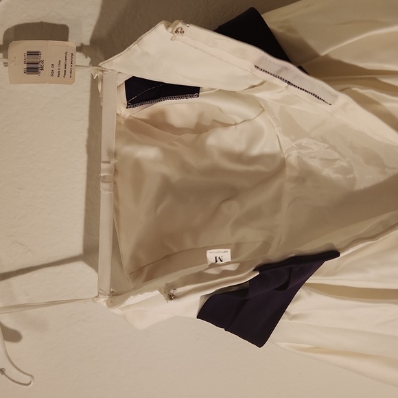 🧡 MAX BEAUTY: Formal Dress - Picture 6 of 9